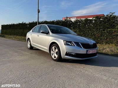 second-hand Skoda Octavia 2.0 TDI (Green tec) DSG Ambition