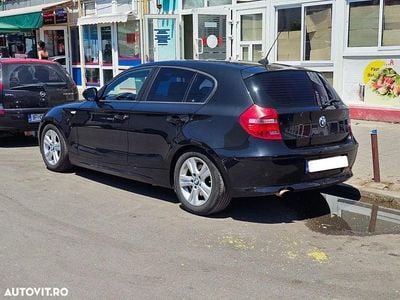 Culoarenegru Utilizat 2010 BMW 118 Lifestyle Hatchback | 3.100 EUR (Preț bun)