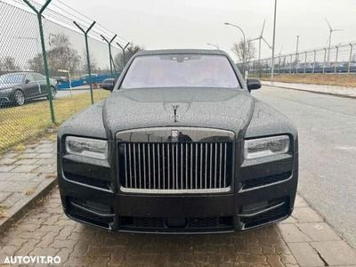 Second-hand Rolls Royce Cullinan 600 CP (441 kW) 2024 Negru SUV