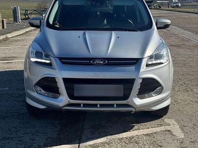 Culoareargint Second-hand 2015 Ford Kuga ST-Line SUV | 8.500 EUR (Preț bun)