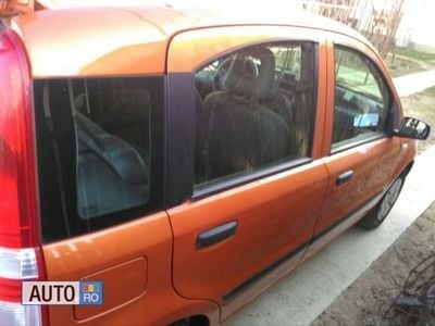 Second-hand Fiat Panda 54 CP (39 kW) 2008 Portocaliu Hatchback