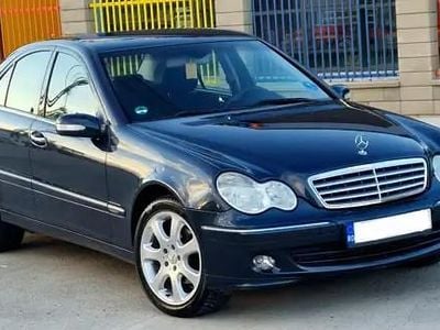 Mercedes C180