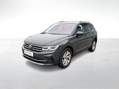 Gri mediu normal Utilizat 2022 VW Tiguan Elegance SUV | 32.900 EUR (Preț OK)