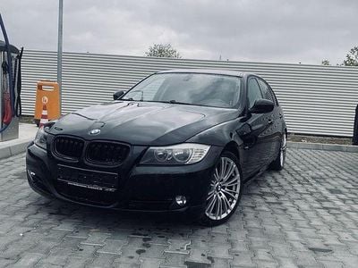 Culoarenegru Utilizat 2009 BMW 318 Sport Line Berlinǎ | 4.200 EUR (Preț bun)