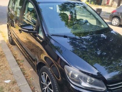Second-hand VW Touran 77 CP (56 kW) 2011 Monovolum