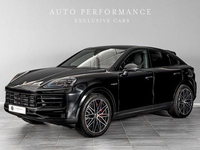 Utilizat 2024 Porsche Cayenne SUV | 121.387 EUR (Super Preț)