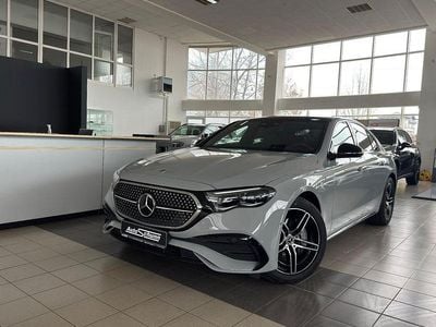 Culoaregri Utilizat 2025 Mercedes E300 AMG line Berlinǎ | 72.588 EUR