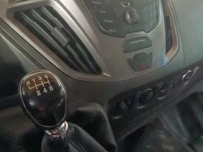 Second-hand 2017 Ford Transit Custom Van | 18.150 EUR (Preț OK)