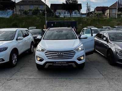 Second-hand Hyundai Grand Santa Fe 200 CP (147 kW) 2015 Culoarealb SUV