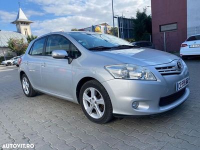 second-hand Toyota Auris 2.0 D-4D Edition