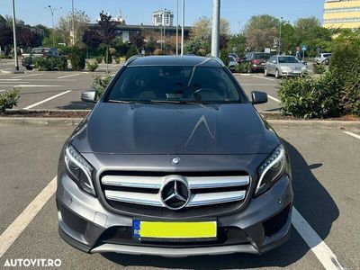 Mercedes GLA220