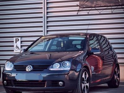 Culoarealbastru Utilizat 2008 VW Golf VI United Hatchback | 4.599 EUR (Puțin scump)