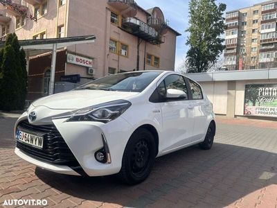 second-hand Toyota Yaris Hybrid 