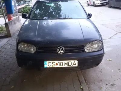 Utilizat 2005 VW Golf V Break | 1.100 EUR
