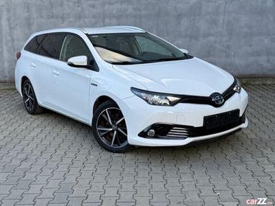 Toyota Auris Hybrid