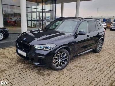 Culoarenegru Second-hand 2023 BMW X5 Comfort Edition SUV | 73.689 EUR