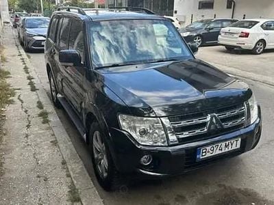 Negru Utilizat 2012 Mitsubishi Pajero Instyle SUV | 12.500 EUR