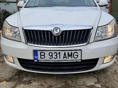 Alb Second-hand 2012 Skoda Octavia Hatchback | 3.500 EUR (Preț bun)