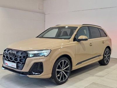 Auriu metalic pereffect Second-hand 2025 Audi Q7 S-Line SUV | 90.800 EUR