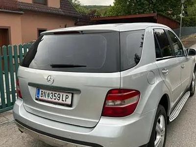 Utilizat 2007 Mercedes ML280 SUV | 6.800 EUR