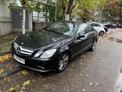 Culoarenegru Second-hand 2009 Mercedes E250 Avantgarde Coupe | 9.000 EUR (Puțin scump)