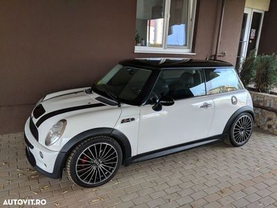 second-hand Mini Cooper S 2003