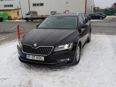 Second-hand Skoda Superb Premium Edition 150 CP (110 kW) 2019 Culoarenegru Break