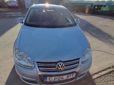 Utilizat 2009 VW Jetta Berlinǎ | 3.500 EUR