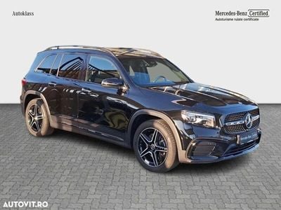 Mercedes GLB220