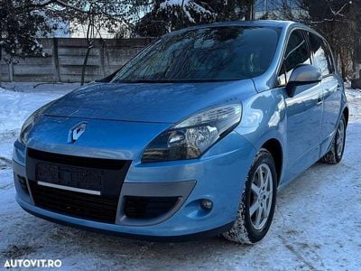Culoarealbastru Utilizat 2010 Renault Scénic III Expression Monovolum | 2.990 EUR (Preț bun)