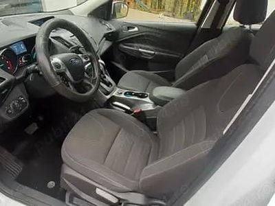 Second-hand Ford Kuga 150 CP (110 kW) 2016 Alb SUV