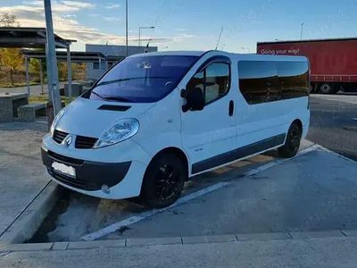 Alb Second-hand 2013 Renault Trafic Monovolum | 16.000 EUR
