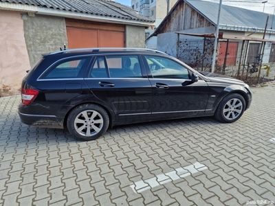 Mercedes C220