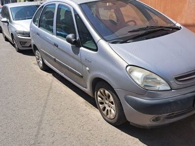 Utilizat 2003 Citroën Xsara Picasso Monovolum | 1.400 EUR