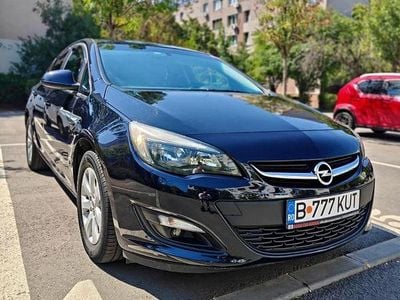 Second-hand Opel Astra Enjoy 140 CP (102 kW) 2018 Culoarealbastru Berlinǎ
