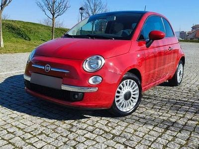 Second-hand Fiat 500 69 CP (50 kW) 2014 Culoarerosu Hatchback