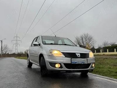 Utilizat 2012 Dacia Logan Berlinǎ | 4.500 EUR (Scump)