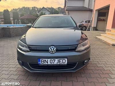 Second-hand VW Jetta Comfortline 150 CP (110 kW) 2013 Culoaregri Berlinǎ