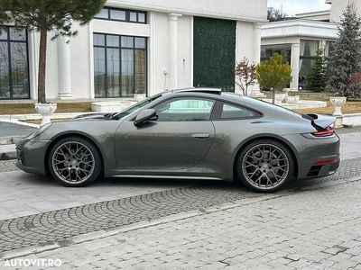 Second-hand Porsche 911 Carrera 385 CP (283 kW) 2023 Verde Coupe