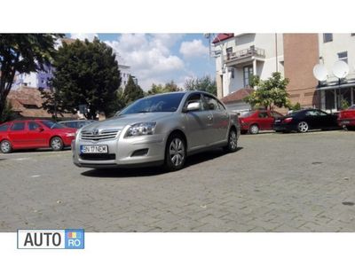 Second-hand Toyota Avensis 110 CP (80 kW) 2006 Gri Berlinǎ