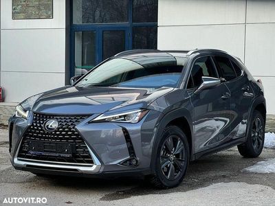 Second-hand Lexus UX 250h Executive Line 177 CP (130 kW) 2020 Culoaregri SUV