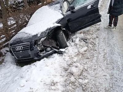 Utilizat 2008 Audi A4 Berlinǎ | 2.300 EUR