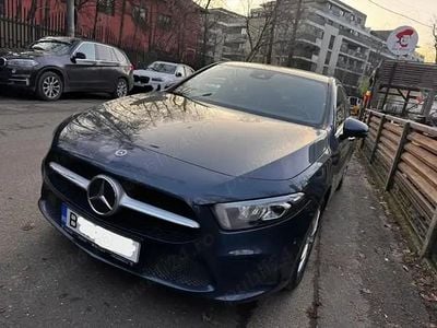 Albastru Utilizat 2022 Mercedes A200 Break | 24.000 EUR (Preț bun)