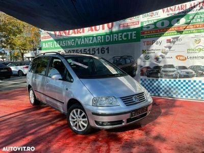 Second-hand VW Sharan 116 CP (85 kW) 2007 Argintiu Monovolum