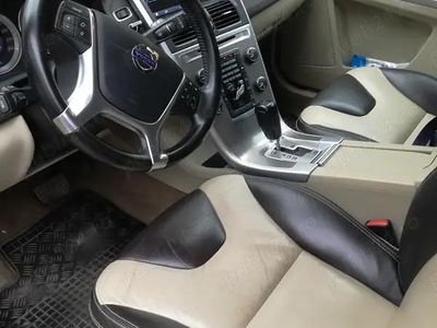 Utilizat 2011 Volvo XC60 SUV | 9.990 EUR (Puțin scump)