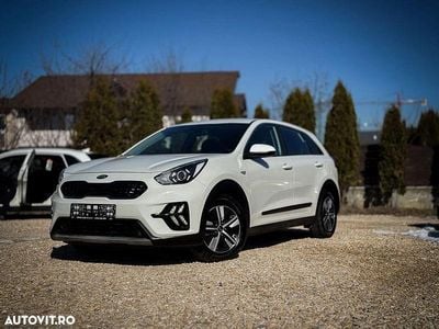 Second-hand Kia Niro Edition 7 141 CP (103 kW) 2021 Culoarealb SUV