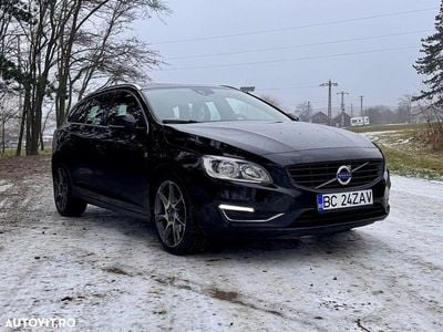 Culoarenegru Second-hand 2017 Volvo V60 Break | 8.350 EUR (Super Preț)