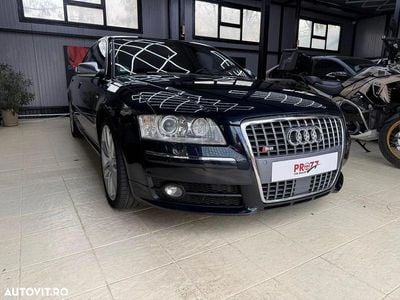 Culoarenegru Utilizat 2006 Audi S8 Performance Berlinǎ | 22.490 EUR