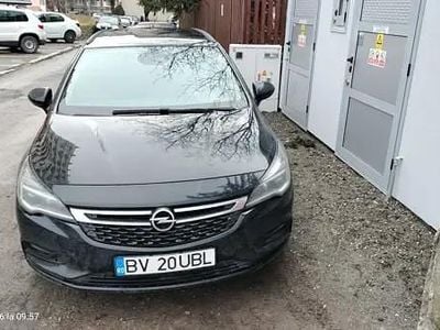 Negru Second-hand 2017 Opel Astra Break | 4.200 EUR (Super Preț)