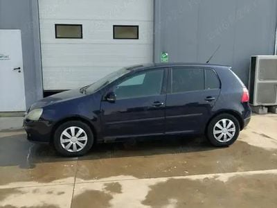 VW Golf V